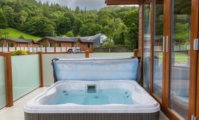 Jacuzzi Hot Tub